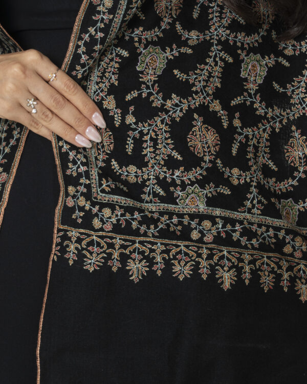 Shawl - Image 4