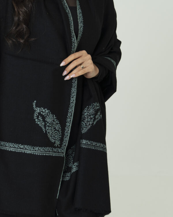 Shawl - Image 3