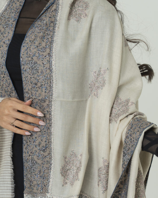 Shawl - Image 5