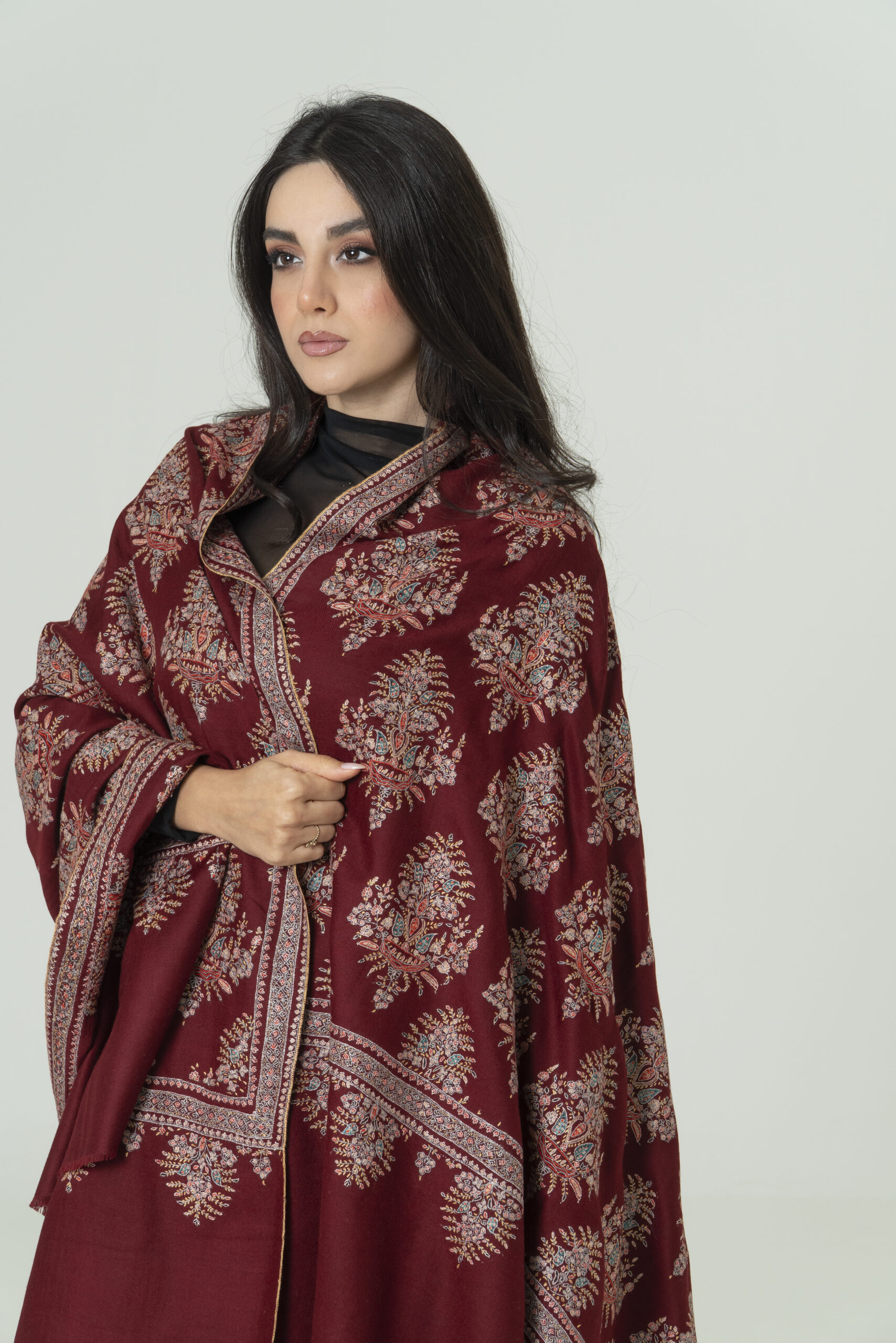 Sapphire Grace Pashmina – Refined Beauty - Image 2