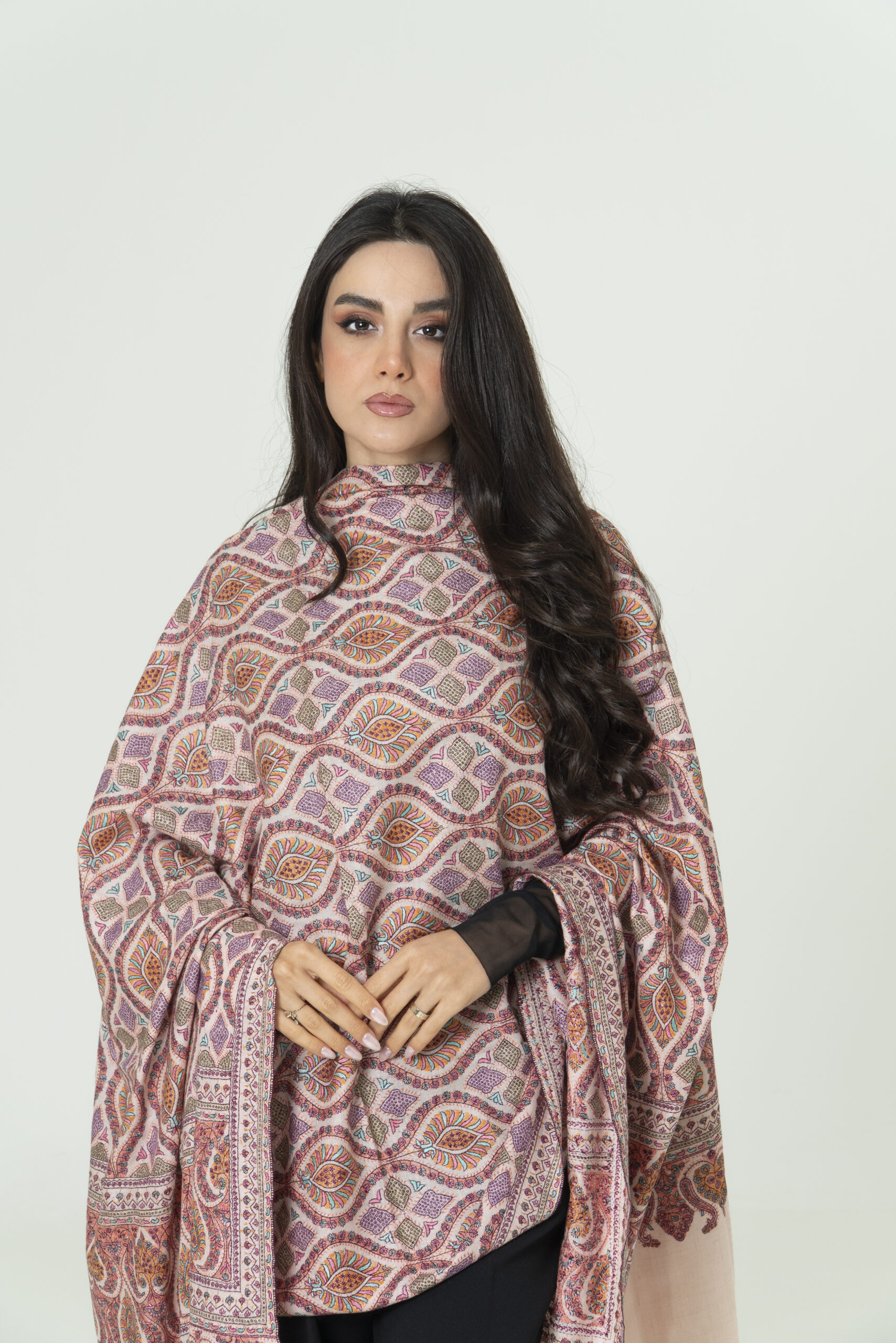 Velvet Shadow Pashmina – Deep Warmth