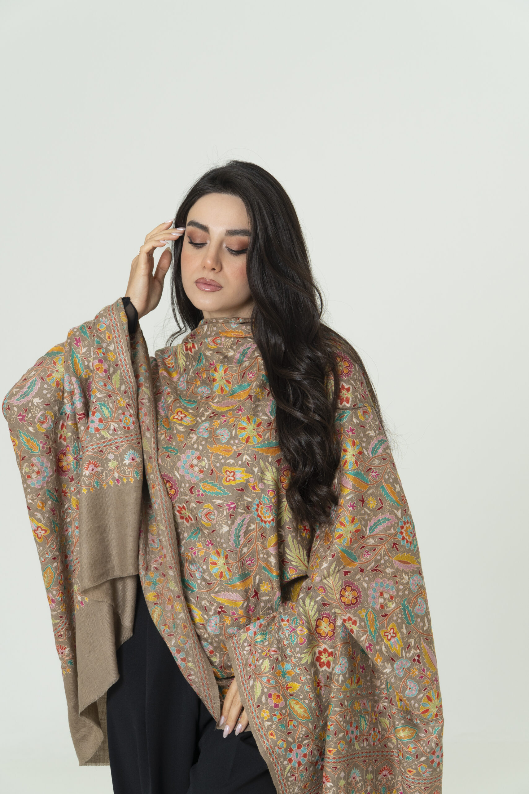 Vintage Kalamkari Frost brown Pashmina – Subtle Perfection - Image 5