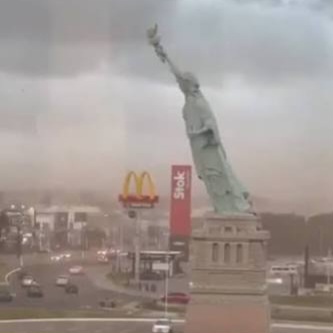 سياحة و سفر – اقتلعتها الرياح.. شاهد لحظة سقوط تمثال الحرية البرازيلي – الأخبار جديدنا – أخبارنا