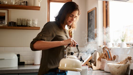 طب وصحة – فقدان الوزن وادعاءات أخرى.. ما فوائد شرب الماء الساخن؟ – الأخبار جديدنا – أخبارنا